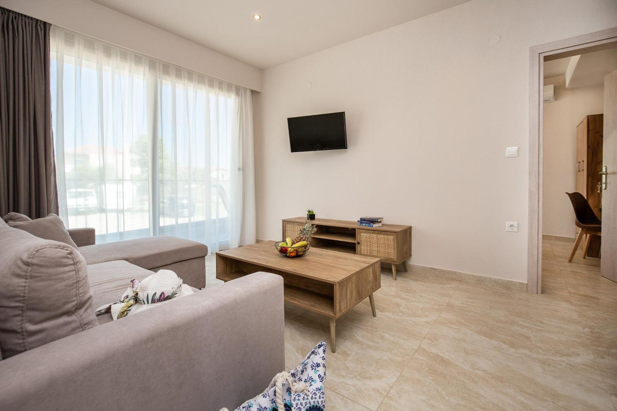 Diamela Apartments 利迈纳里亚 外观 照片